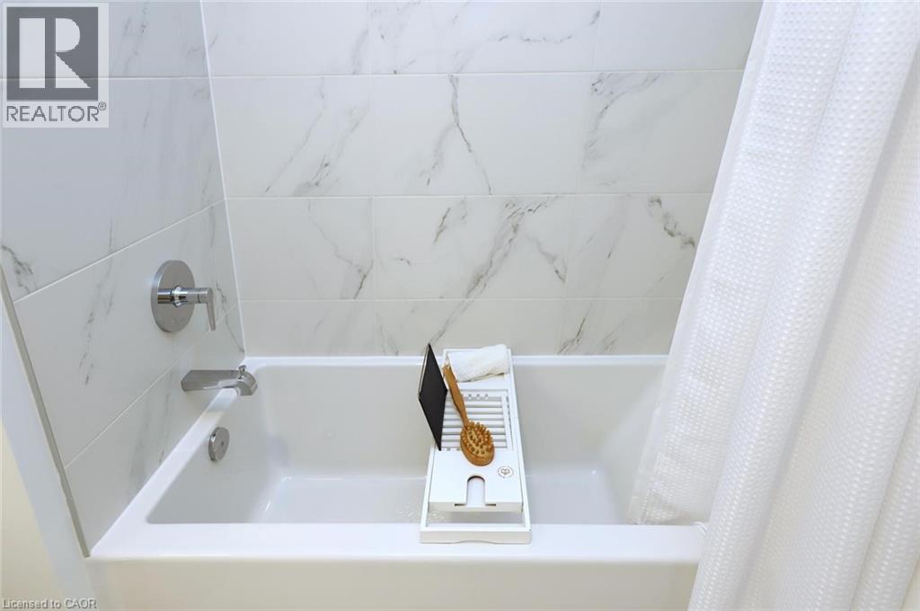 405 Dundas Street W Unit# Ph02, Oakville, Ontario L6M 5P9 - Photo 25 - 40787488