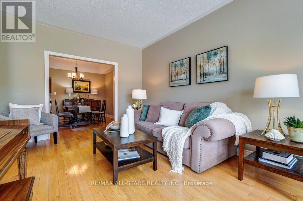 67 Rosena Lane, Uxbridge, Ontario  L9P 1X6 - Photo 5 - N12558292