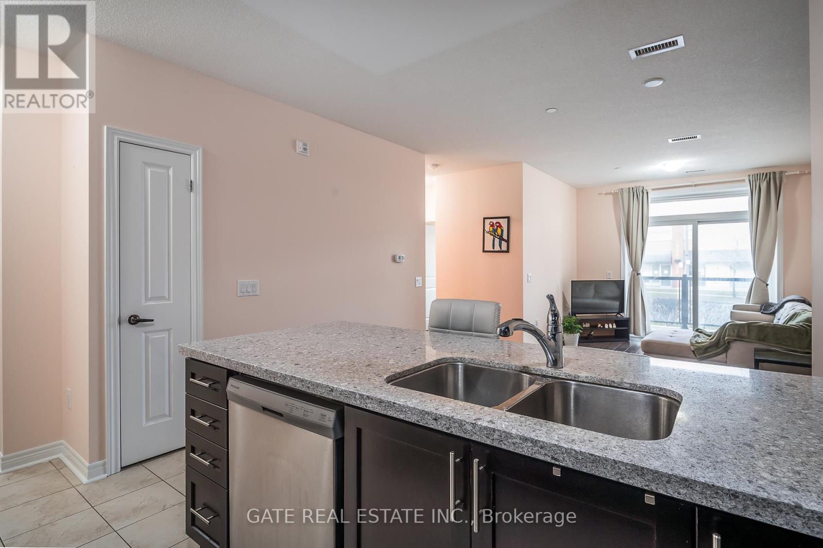 117 - 39 New Delhi Drive, Markham, Ontario  L3S 0E1 - Photo 6 - N12558328