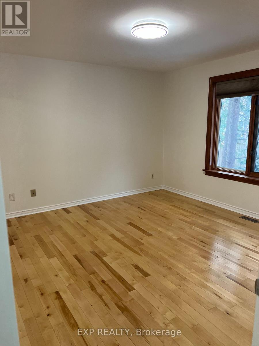 224 Park Avenue, East Gwillimbury, Ontario  L9N 1L9 - Photo 11 - N12558368