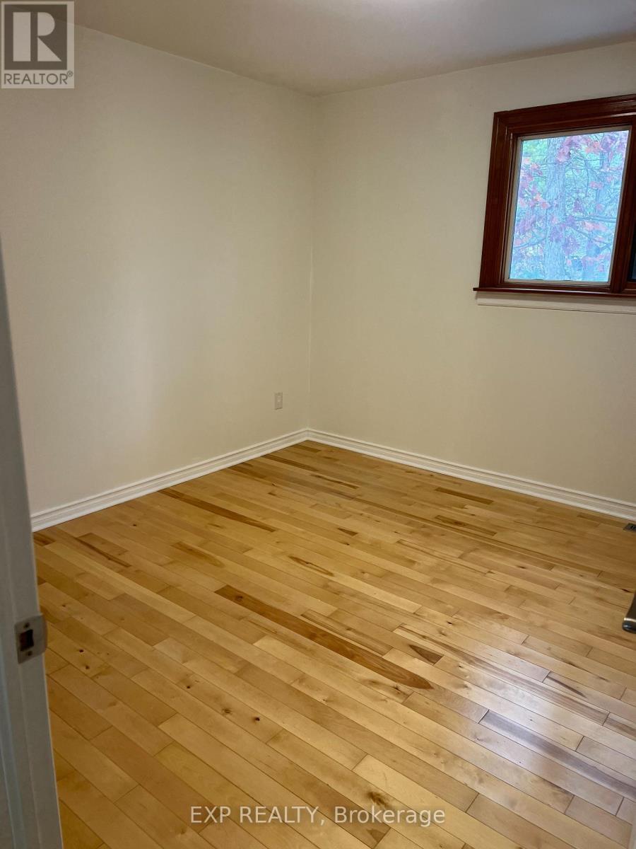 224 Park Avenue, East Gwillimbury, Ontario  L9N 1L9 - Photo 13 - N12558368