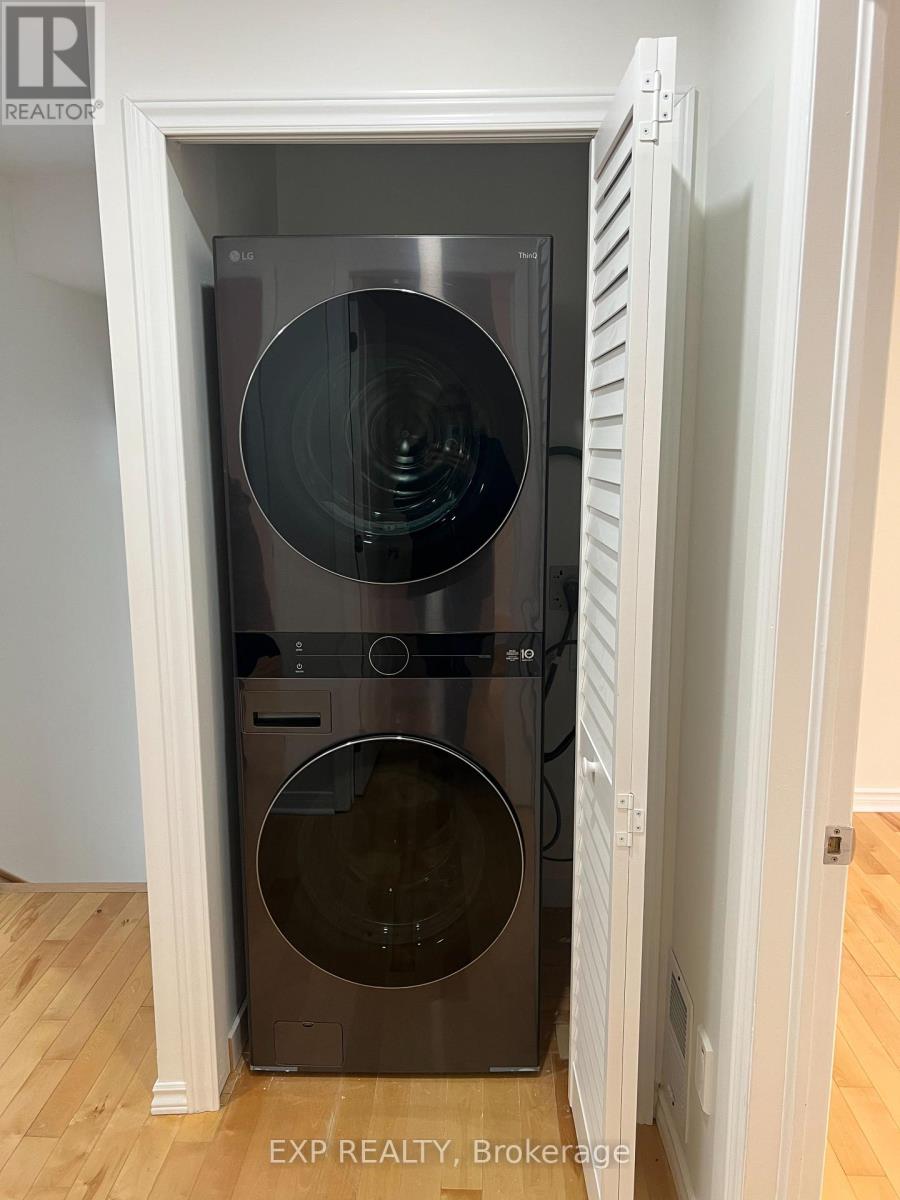 224 Park Avenue, East Gwillimbury, Ontario  L9N 1L9 - Photo 14 - N12558368