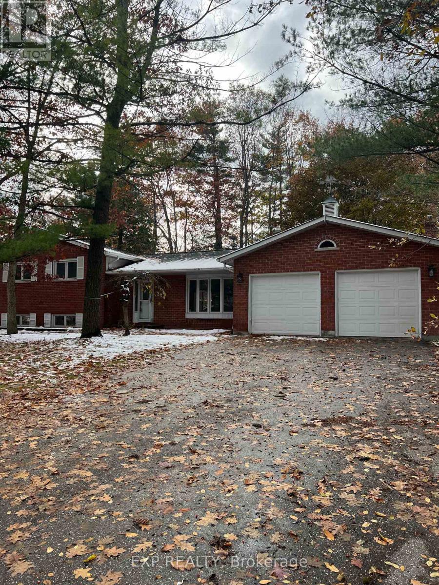 224 Park Avenue, East Gwillimbury, Ontario  L9N 1L9 - Photo 2 - N12558368