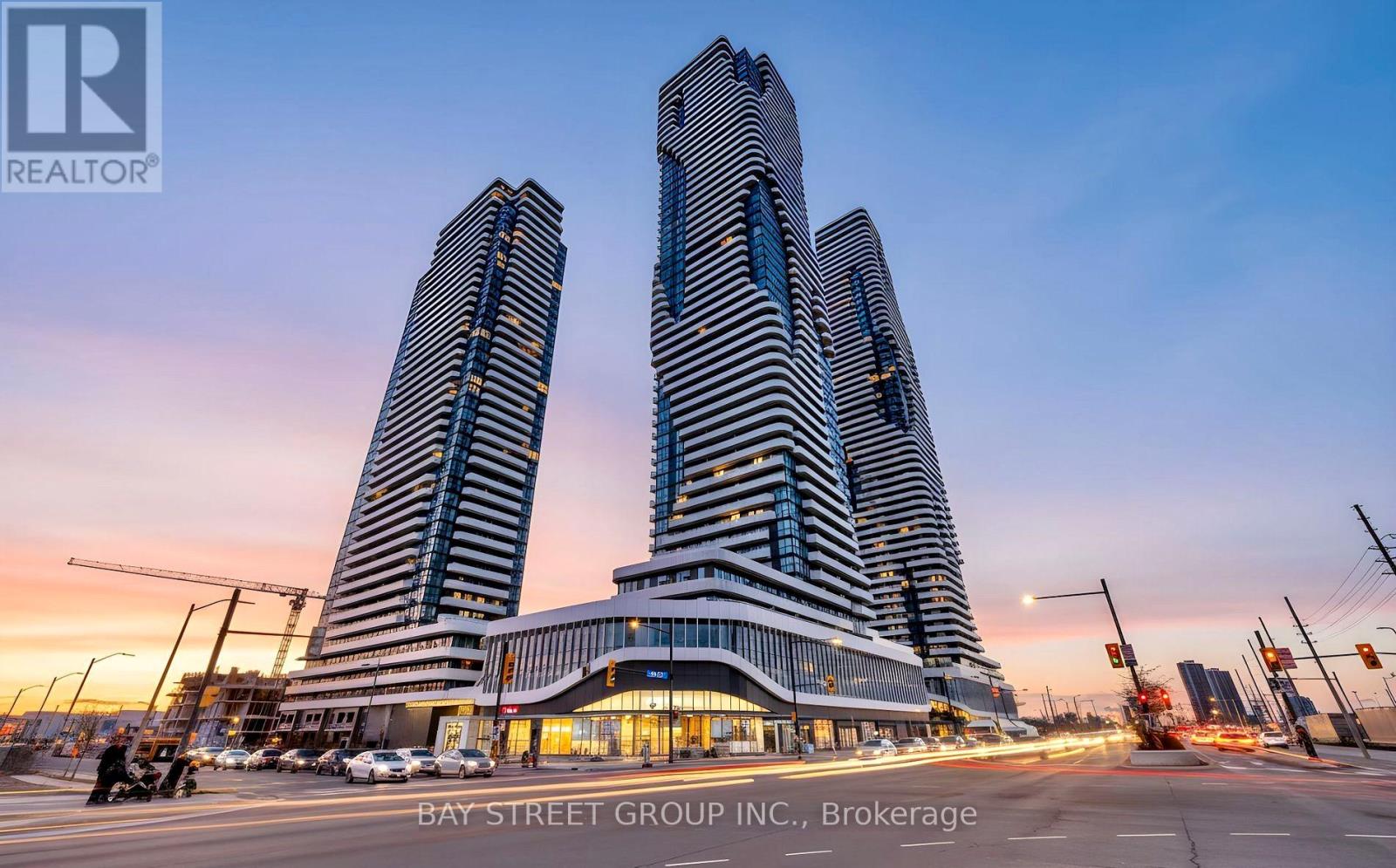 1709 - 8 INTERCHANGE WAY, Vaughan, Ontario