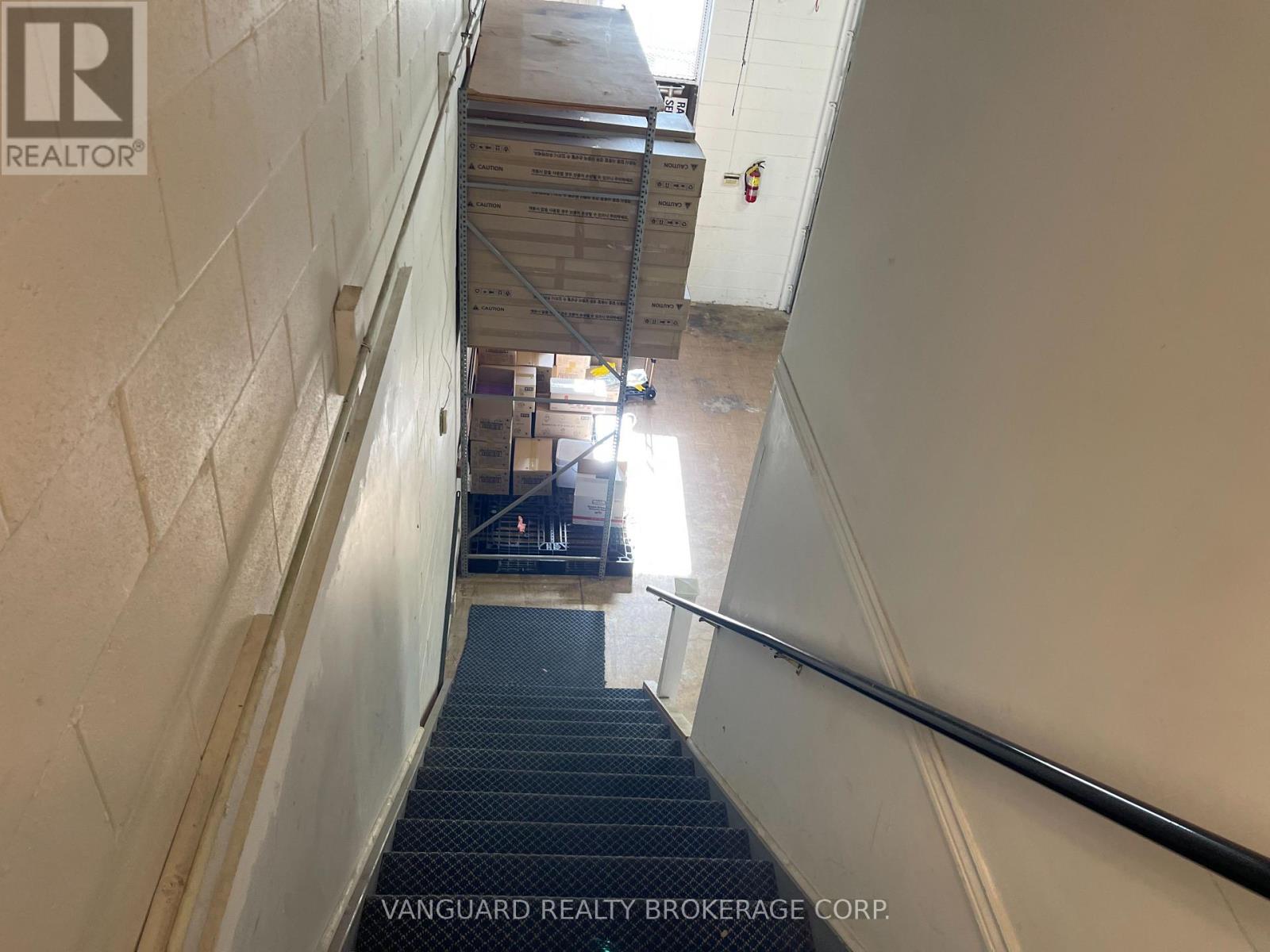 13 - 190 Marycroft Avenue, Vaughan, Ontario  L4L 5Y2 - Photo 3 - N12558386