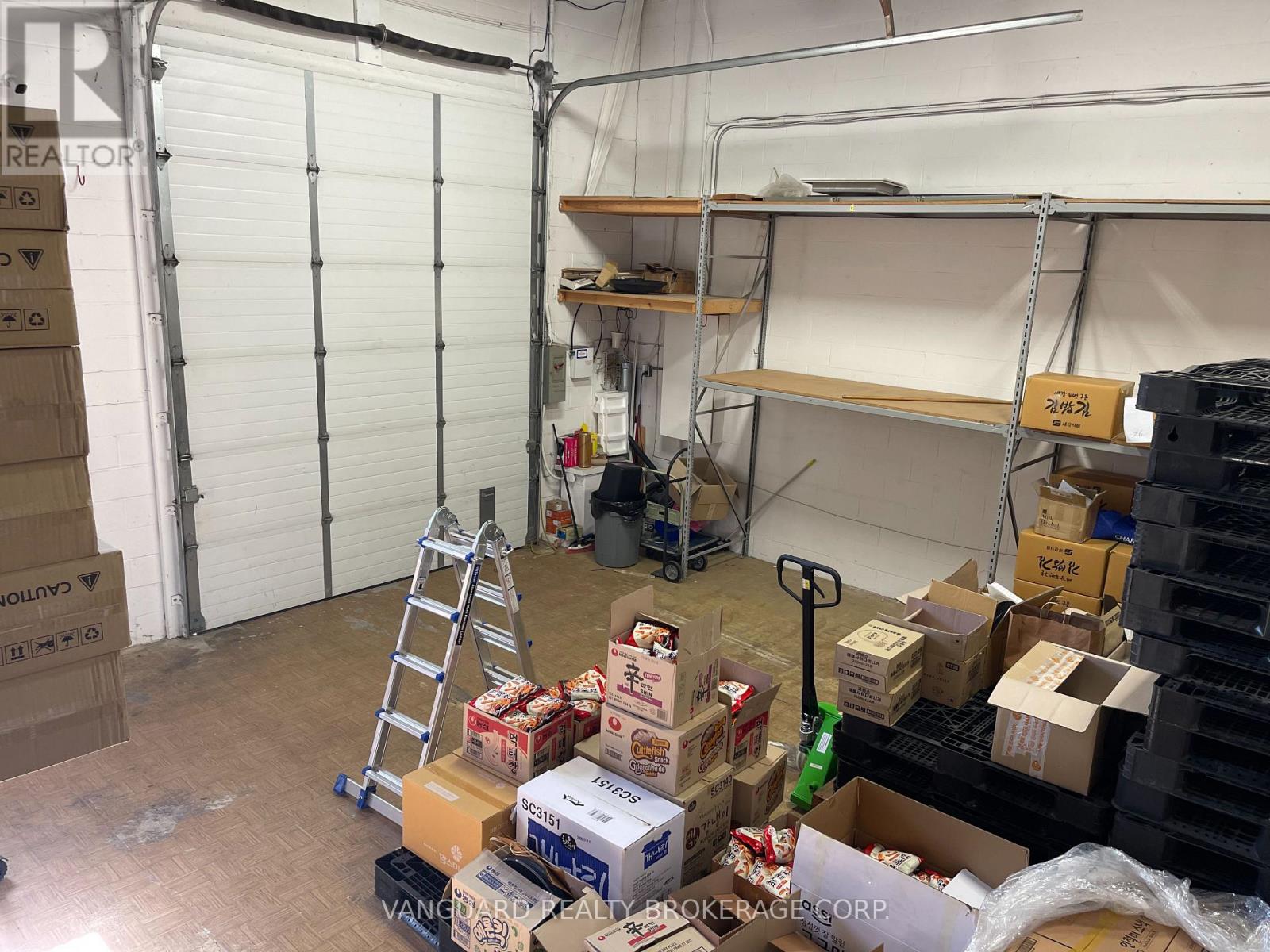 13 - 190 Marycroft Avenue, Vaughan, Ontario  L4L 5Y2 - Photo 5 - N12558386