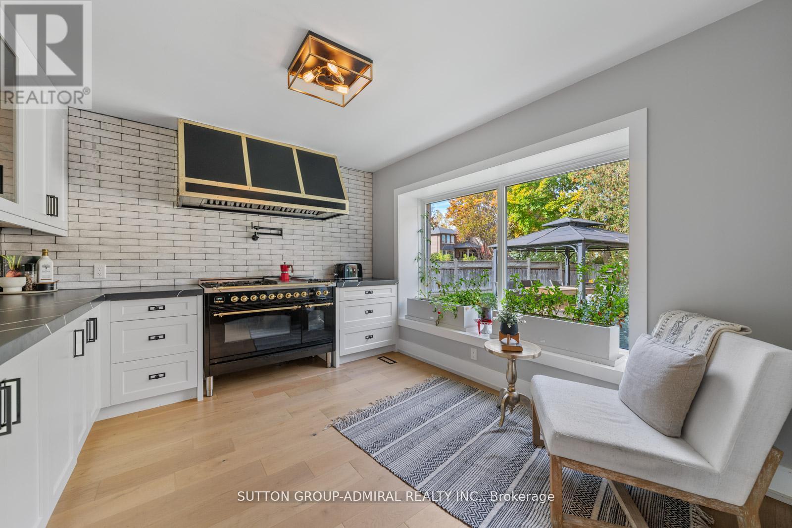 18 Tannery Court, Richmond Hill, Ontario  L4C 7V4 - Photo 17 - N12558410