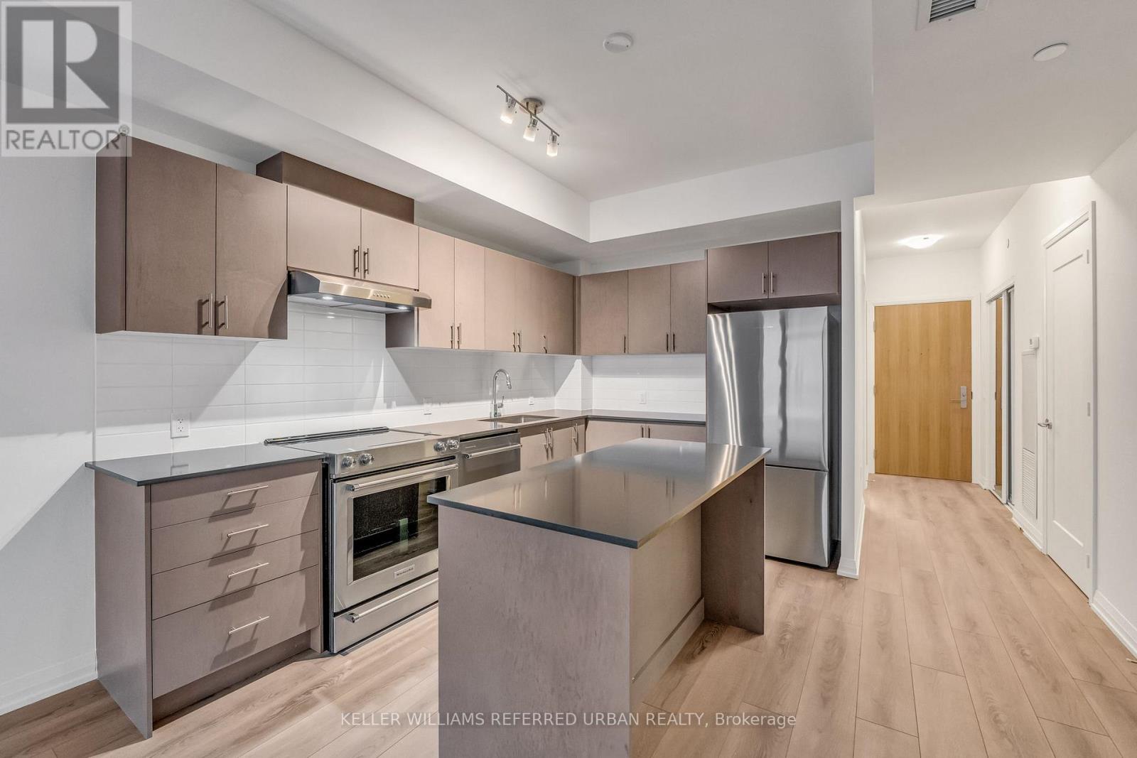 1212 - 8960 Jane Street, Vaughan, Ontario  L4K 2M9 - Photo 6 - N12558494