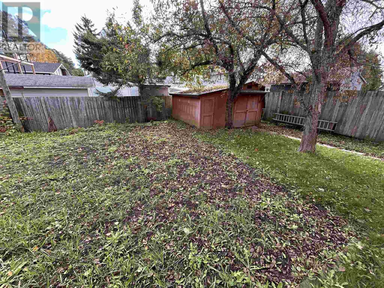 112 Willowdale St, Sault Ste. Marie, Ontario  P6A 5Z4 - Photo 3 - SM253059