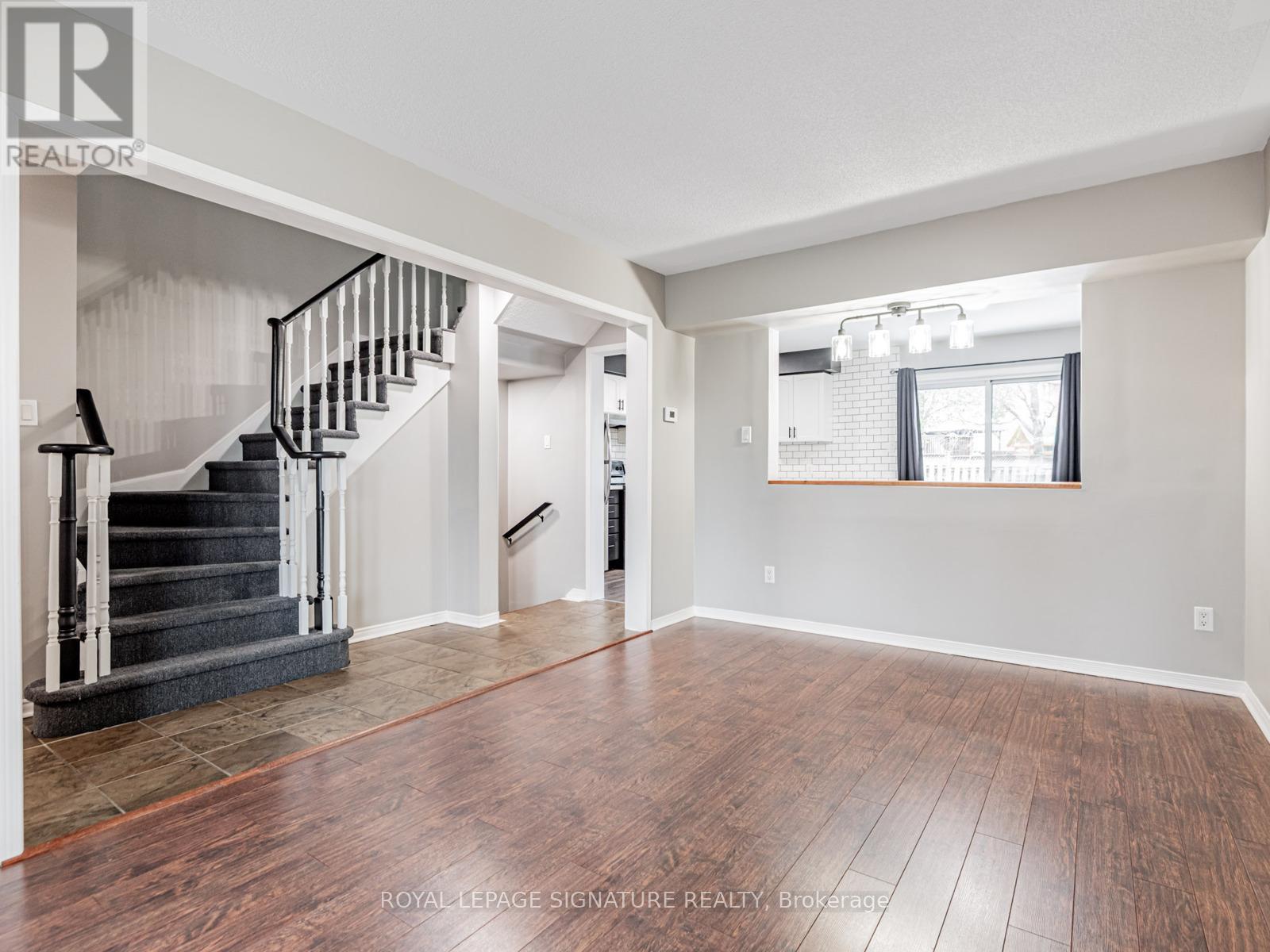 10 Laidlaw Drive, Barrie (West Bayfield), Ontario  L4N 7S1 - Photo 8 - S12558262