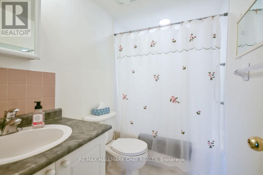 203 - 125 Bond Street, Orillia, Ontario  L3V 1J7 - Photo 20 - S12558394