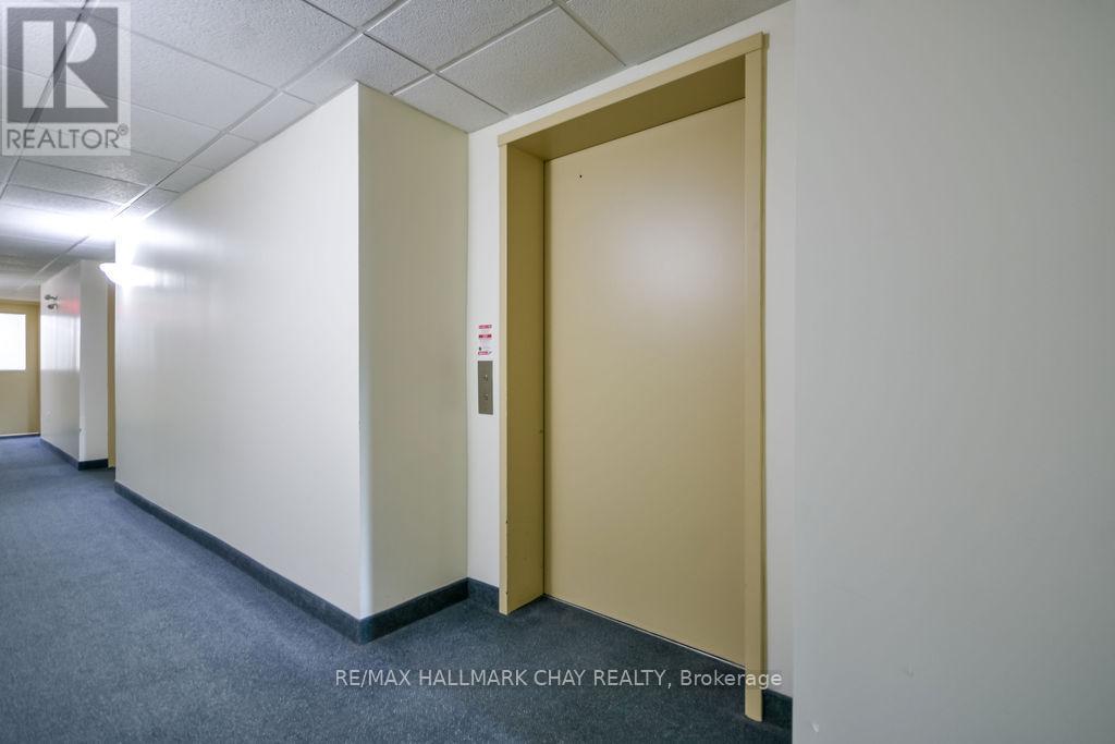 203 - 125 Bond Street, Orillia, Ontario  L3V 1J7 - Photo 22 - S12558394