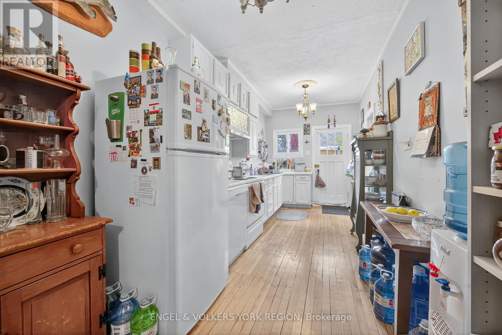 64 High Street, Barrie (Queen's Park), Ontario  L4N 1W4 - Photo 11 - S12558474