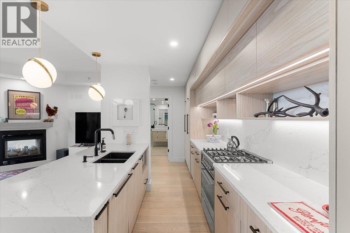 3001 969 Richards Street, Vancouver, British Columbia V6B 1A8 - Photo 13 - R3068231