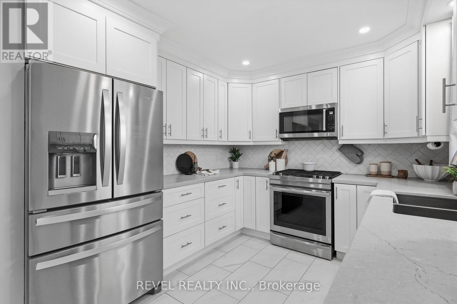 24 Weldon Court, Kawartha Lakes, Ontario  K9V 4P1 - Photo 14 - X12558566