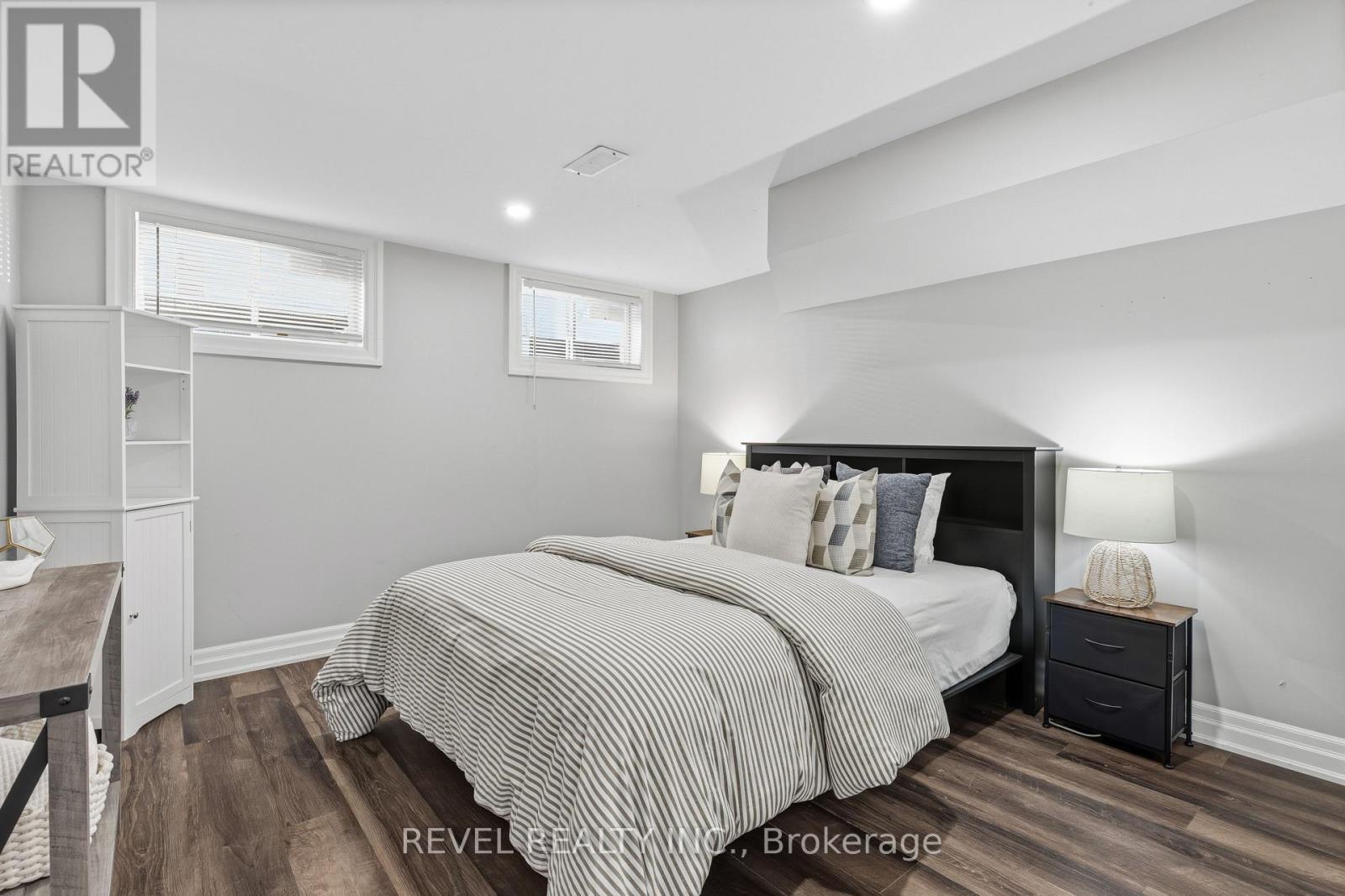 24 Weldon Court, Kawartha Lakes, Ontario  K9V 4P1 - Photo 35 - X12558566