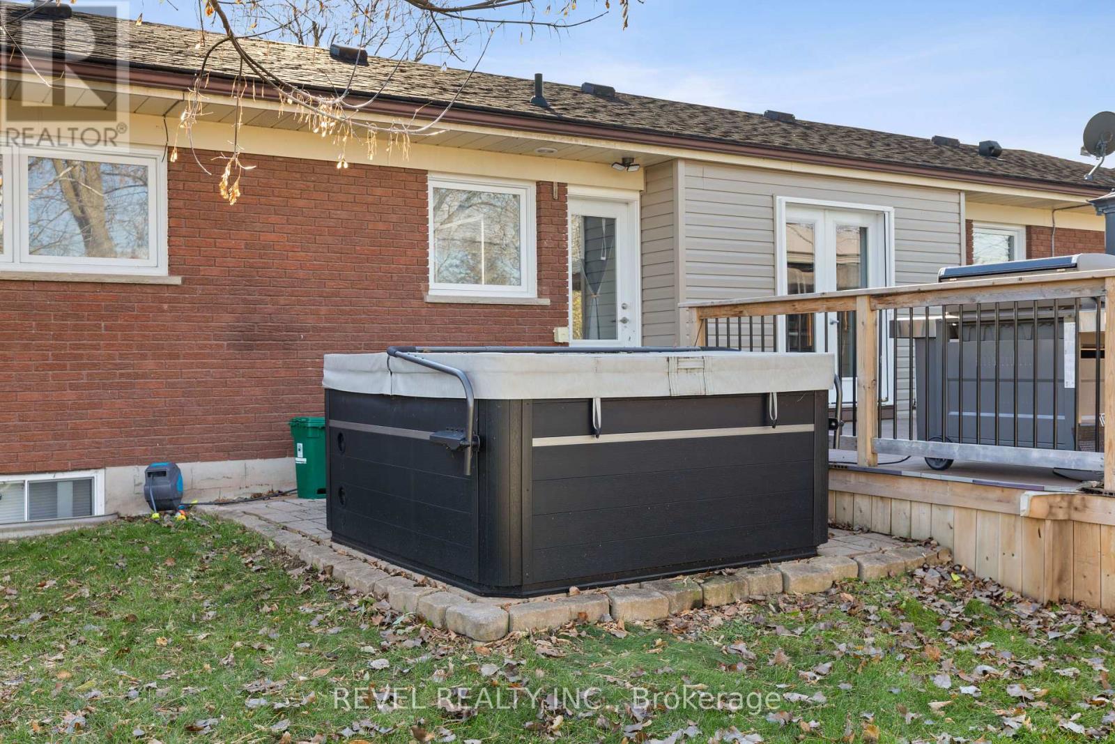 24 Weldon Court, Kawartha Lakes, Ontario  K9V 4P1 - Photo 43 - X12558566