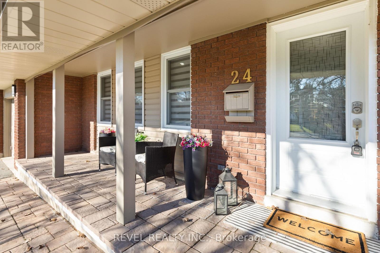 24 Weldon Court, Kawartha Lakes, Ontario  K9V 4P1 - Photo 6 - X12558566