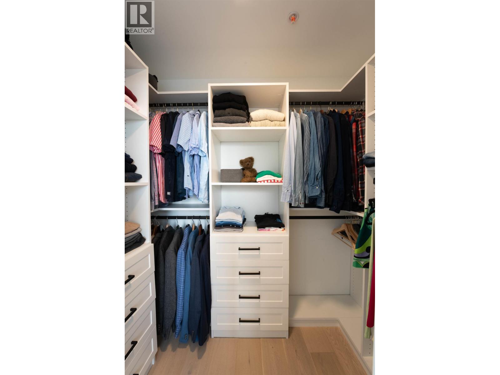 3001 969 Richards Street, Vancouver, British Columbia V6B 1A8 - Photo 17 - R3068231