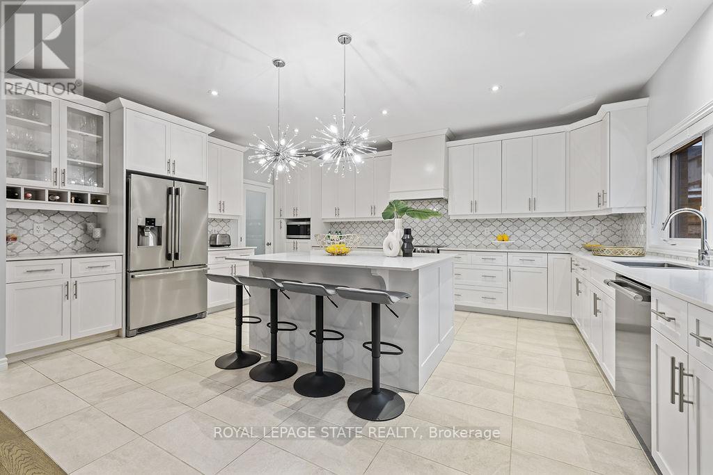 4040 Stadelbauer Drive, Lincoln, Ontario L3J 0S5 - Photo 4 - X12554866