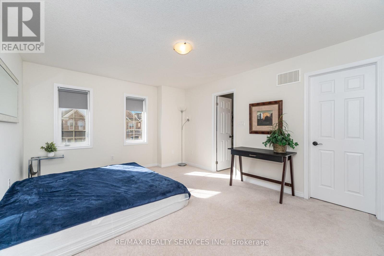 144 Baffin Crescent, Brampton, Ontario  L7A 0C7 - Photo 30 - W12557456