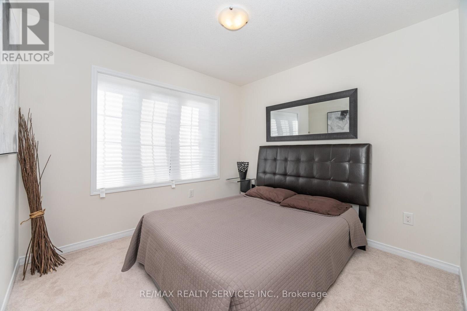 144 Baffin Crescent, Brampton, Ontario  L7A 0C7 - Photo 36 - W12557456