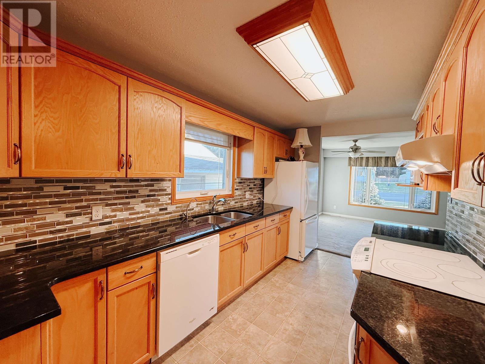 78 Drewry Drive, Kenora, Ontario P9N 2X8 - Photo 8 - TB253505