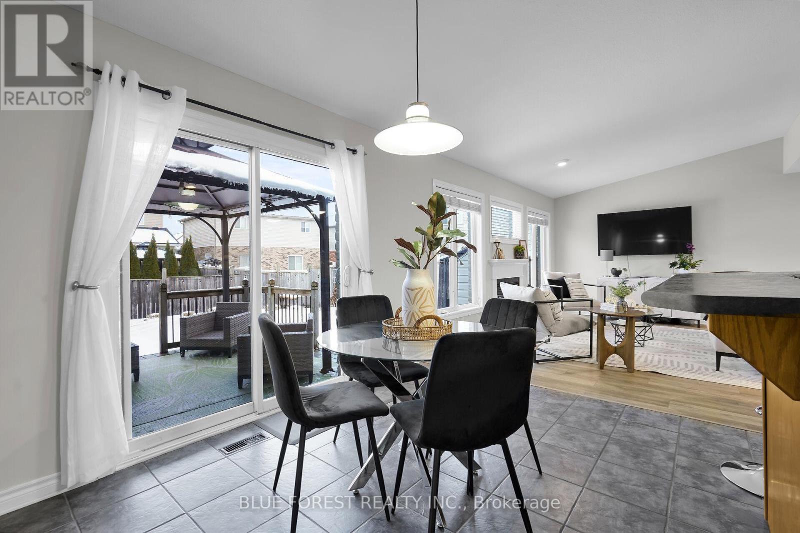 2408 Asima Drive, London South, Ontario  N6M 0B3 - Photo 13 - X12558526