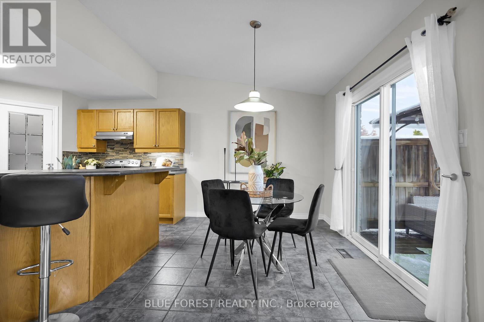 2408 Asima Drive, London South, Ontario  N6M 0B3 - Photo 14 - X12558526