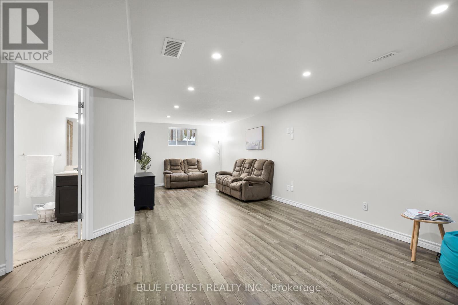 2408 Asima Drive, London South, Ontario  N6M 0B3 - Photo 33 - X12558526