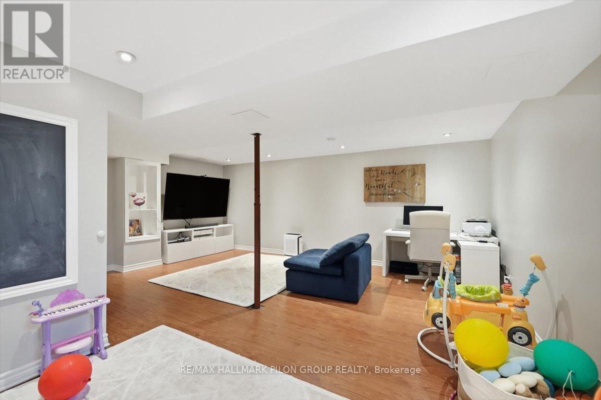 420 Valade Crescent, Ottawa, Ontario  K4A 2W2 - Photo 20 - X12558624