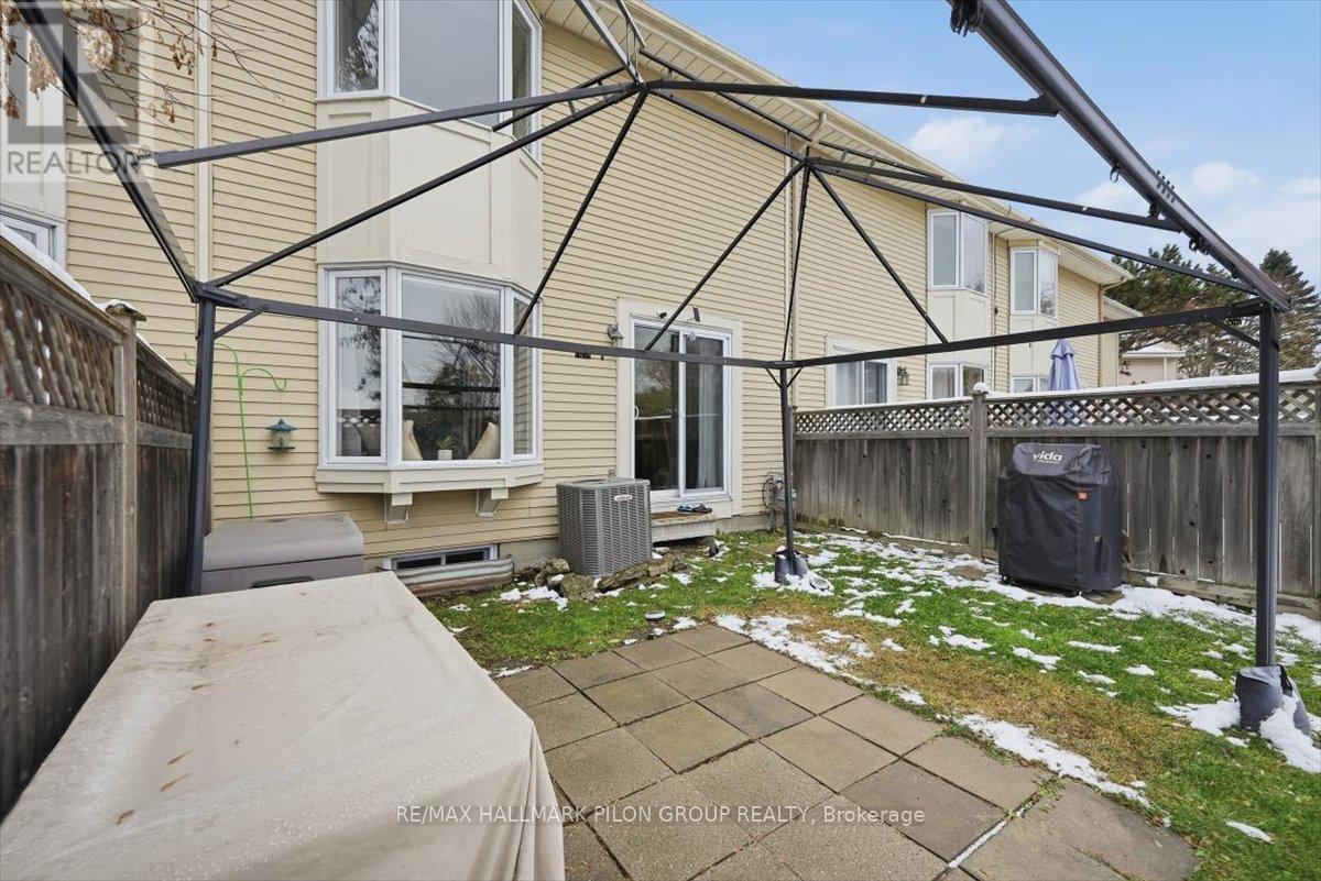 420 Valade Crescent, Ottawa, Ontario  K4A 2W2 - Photo 22 - X12558624
