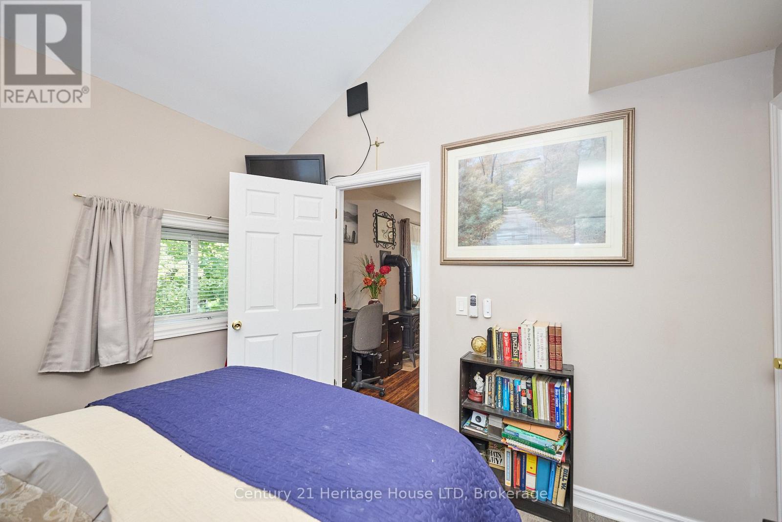 662 Lakeshore Road, Fort Erie, Ontario  L2A 1B9 - Photo 22 - X12545772