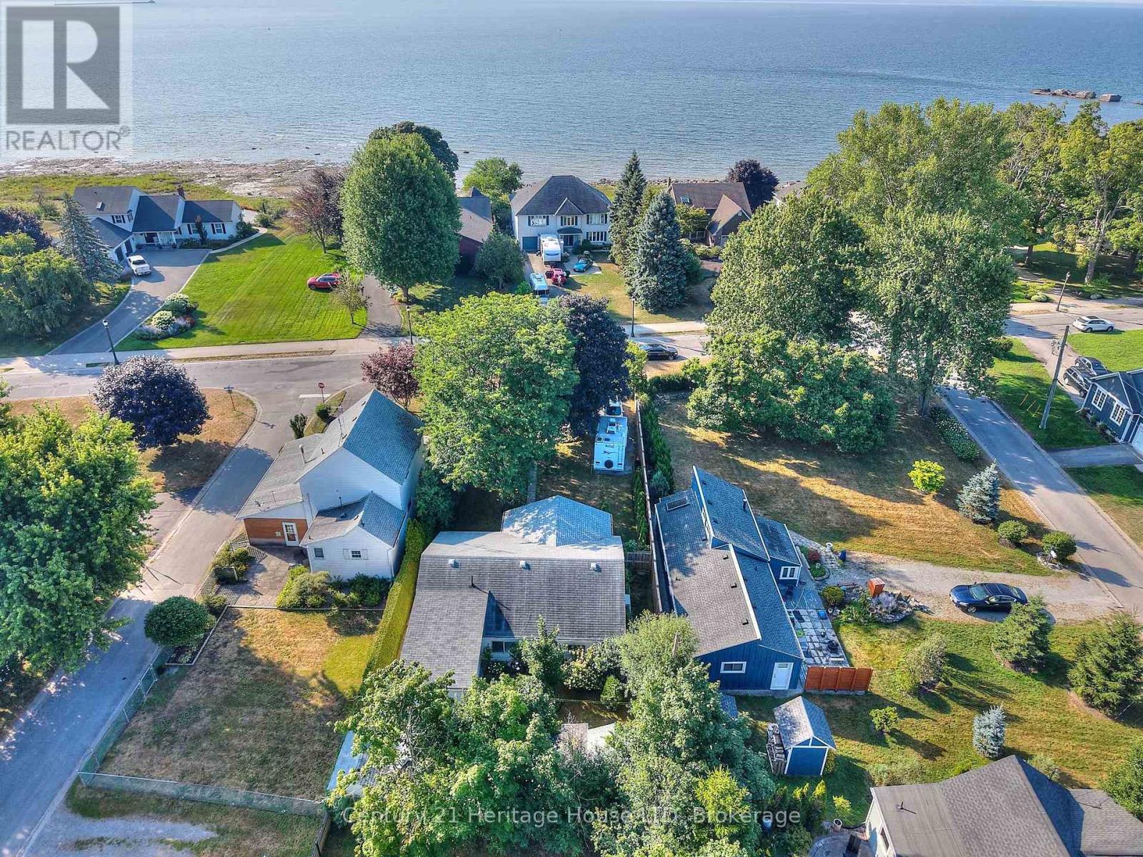 662 Lakeshore Road, Fort Erie, Ontario  L2A 1B9 - Photo 46 - X12545772