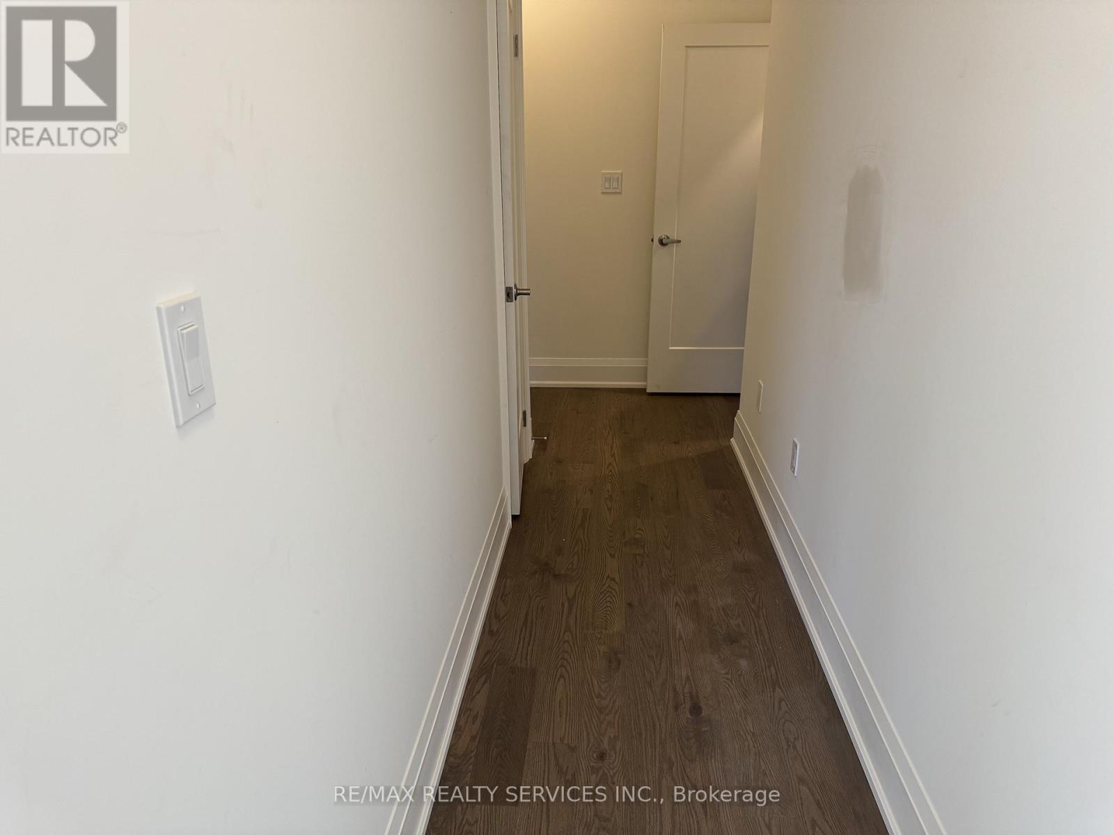 3299 Taha Gardens, Oakville, Ontario  L6M 4K1 - Photo 10 - W12558284