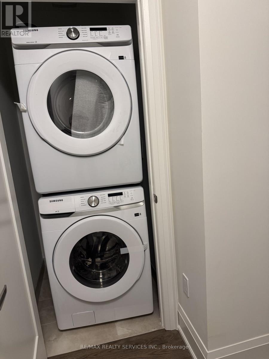 3299 Taha Gardens, Oakville, Ontario  L6M 4K1 - Photo 14 - W12558284