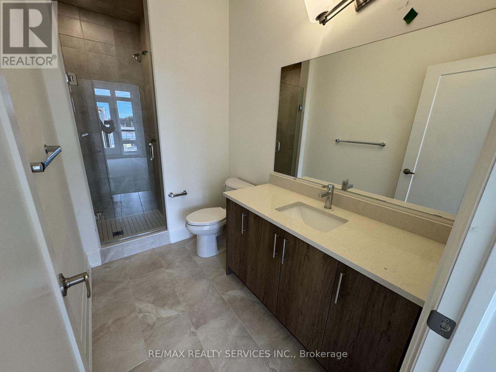 3299 Taha Gardens, Oakville, Ontario  L6M 4K1 - Photo 6 - W12558284