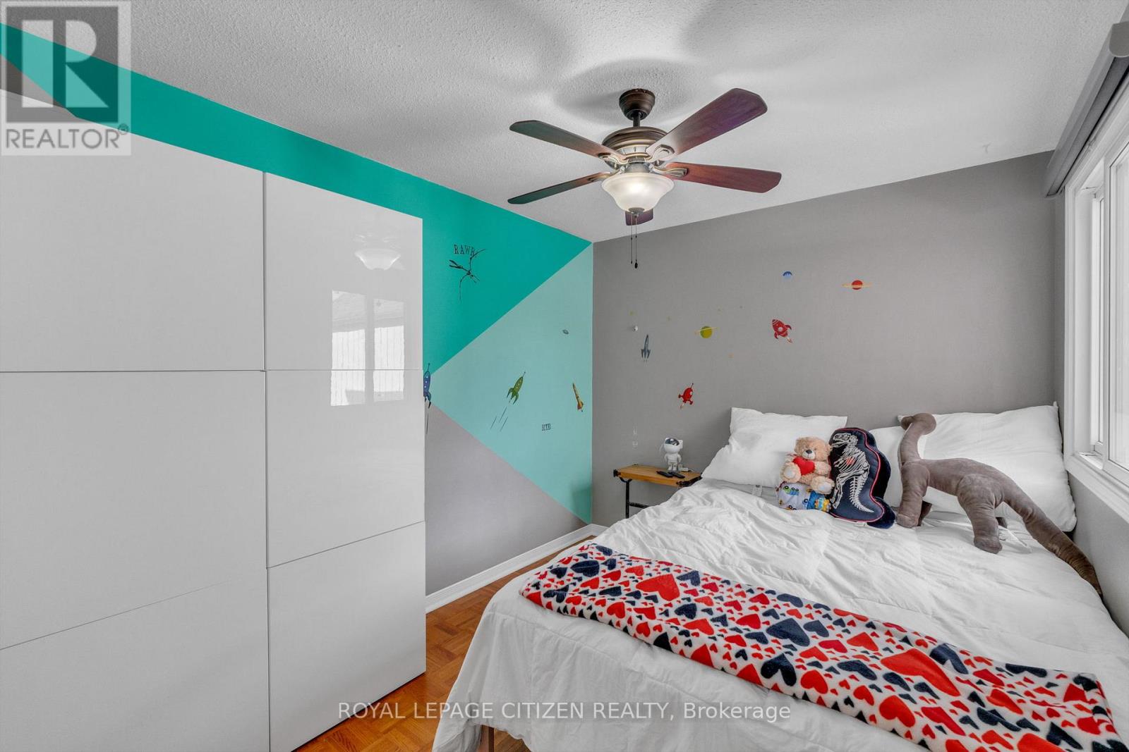 4 Hedley Court, Brampton, Ontario  L6S 2B6 - Photo 19 - W12558302