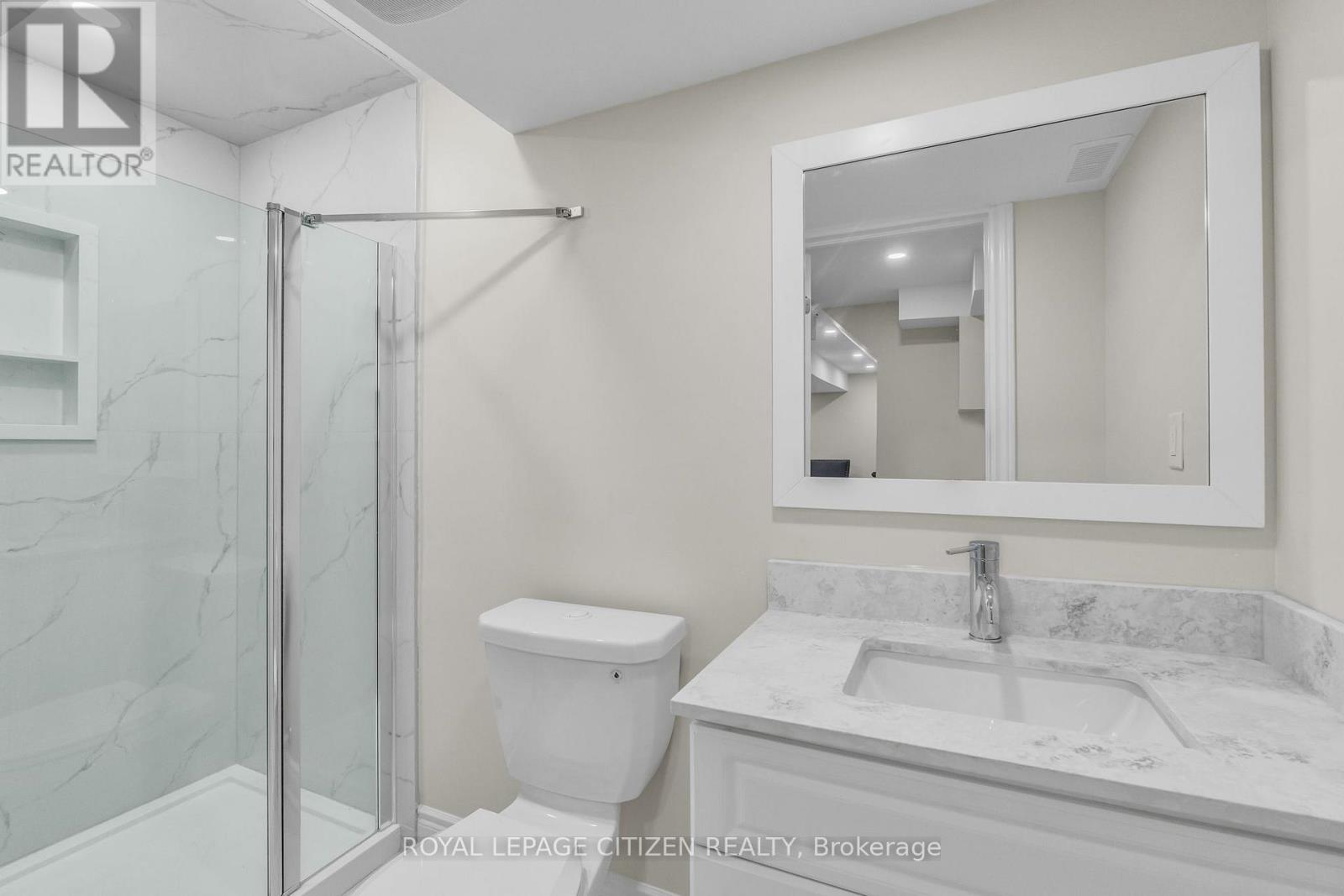 4 Hedley Court, Brampton, Ontario  L6S 2B6 - Photo 26 - W12558302