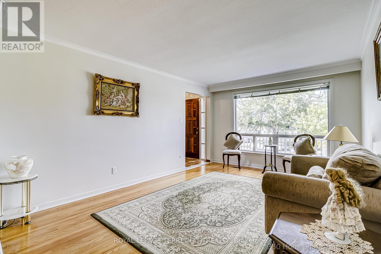 83 Victory Drive, Toronto, Ontario  M3M 2J9 - Photo 8 - W12558306