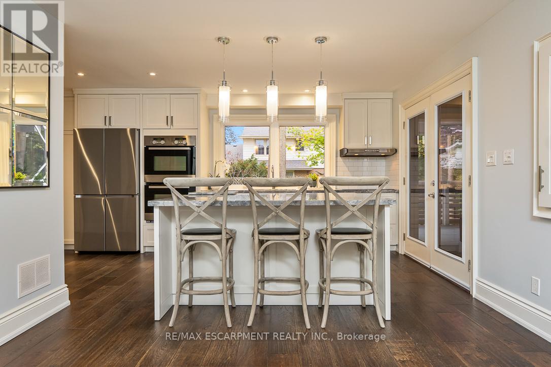 149 Fruitland Avenue, Burlington, Ontario  L7N 1W6 - Photo 11 - W12558310