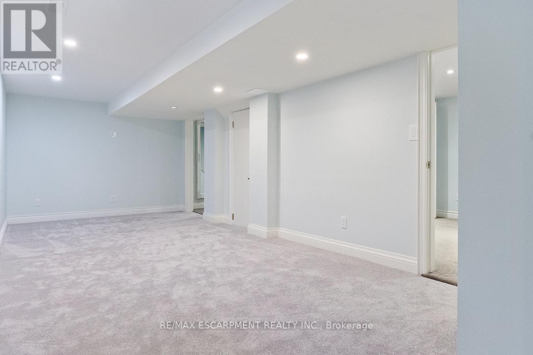 149 Fruitland Avenue, Burlington, Ontario  L7N 1W6 - Photo 37 - W12558310