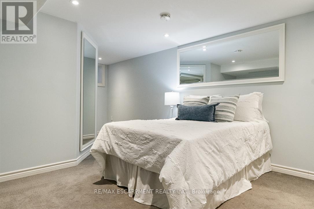 149 Fruitland Avenue, Burlington, Ontario  L7N 1W6 - Photo 40 - W12558310