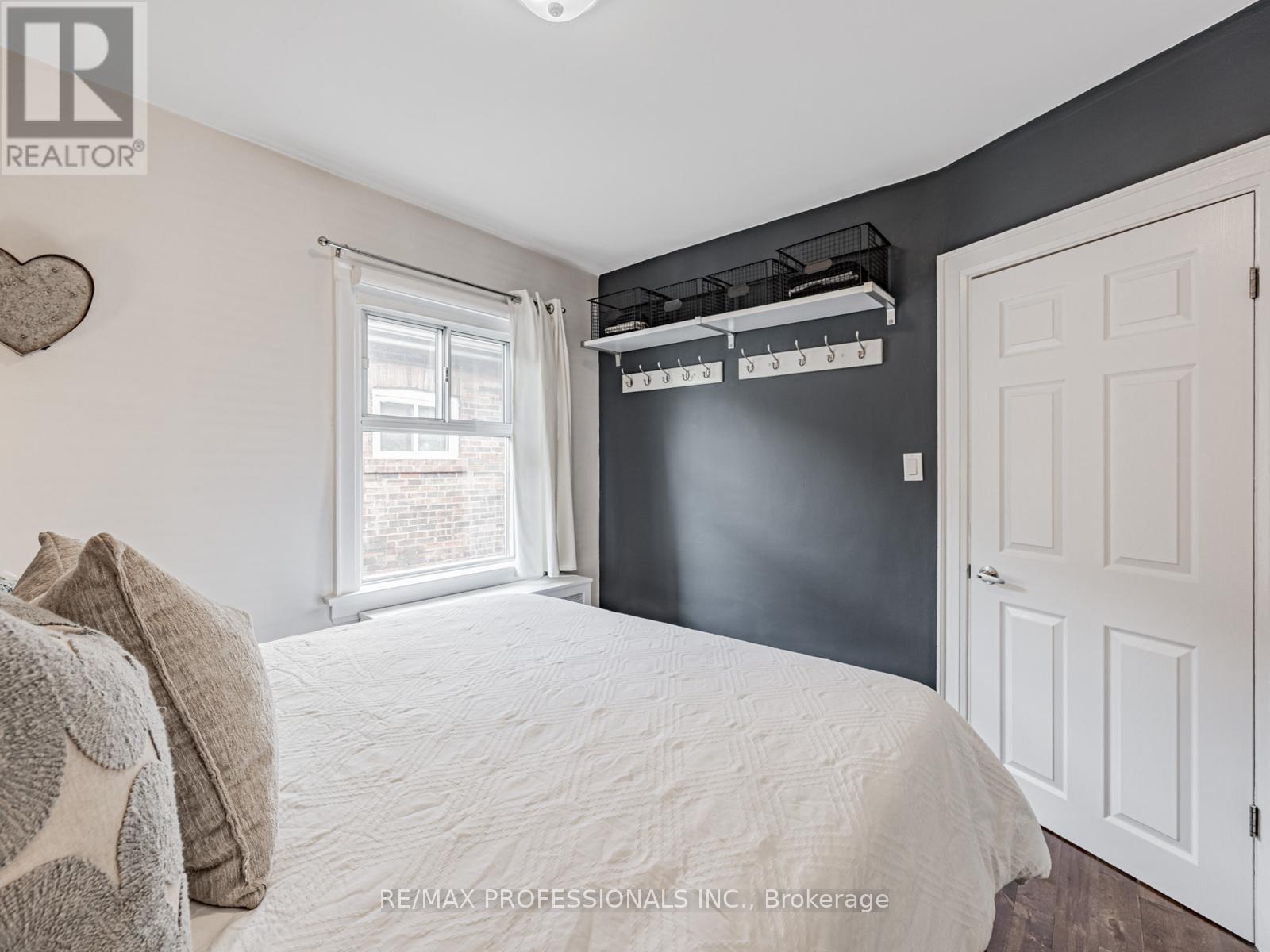 124 Foxwell Street, Toronto, Ontario  M6N 1Z6 - Photo 17 - W12558340