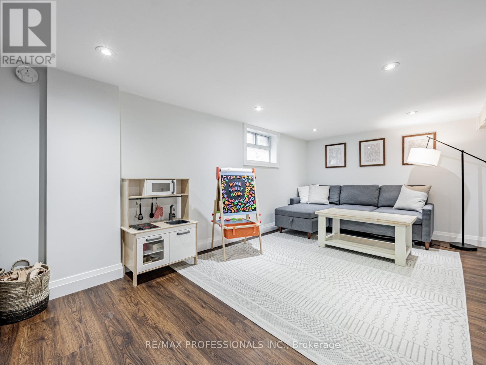 124 Foxwell Street, Toronto, Ontario  M6N 1Z6 - Photo 25 - W12558340