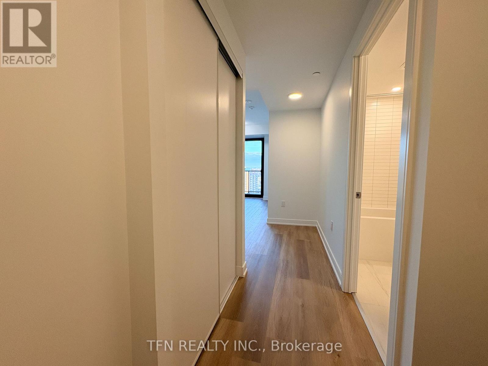 1417 - 3009 Novar Road, Mississauga, Ontario  L5B 0P9 - Photo 10 - W12558384