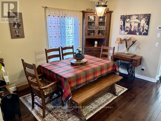 2488 Capilano Crescent, Oakville, Ontario  L6H 6L4 - Photo 11 - W12558440