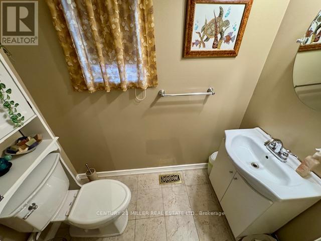 2488 Capilano Crescent, Oakville, Ontario  L6H 6L4 - Photo 12 - W12558440