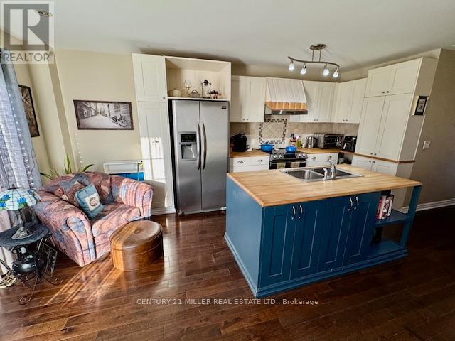 2488 Capilano Crescent, Oakville, Ontario  L6H 6L4 - Photo 18 - W12558440