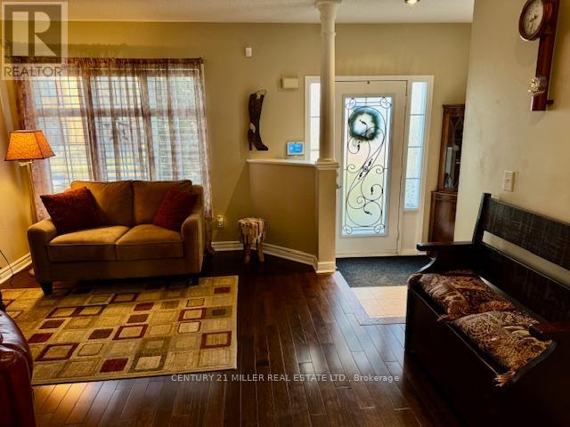 2488 Capilano Crescent, Oakville, Ontario  L6H 6L4 - Photo 9 - W12558440